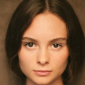 Photo star :  Saura Lightfoot Leon
