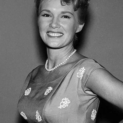 Marian Collier