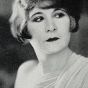Photo star :  Rose Dione