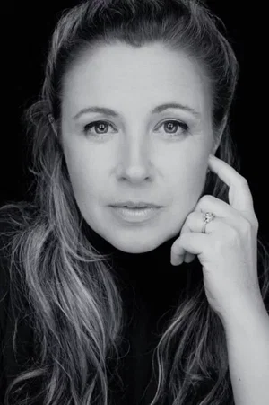  Jessica Barker photo