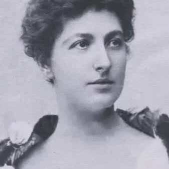  Maria Reisenhofer