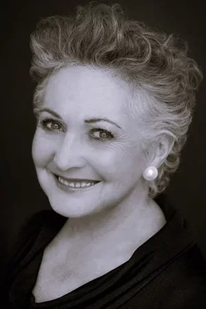  Louisette Dussault