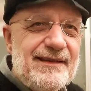  Roberto Fuzio