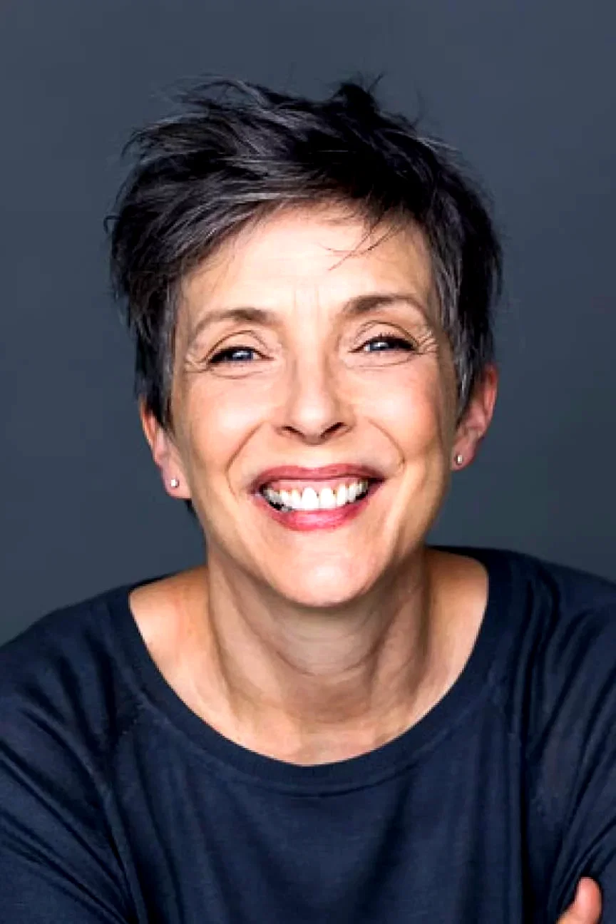  Julie Saint-Pierre