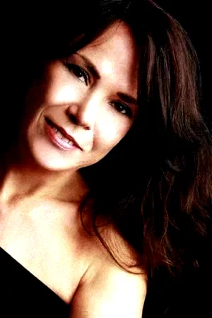  Lucia Stara