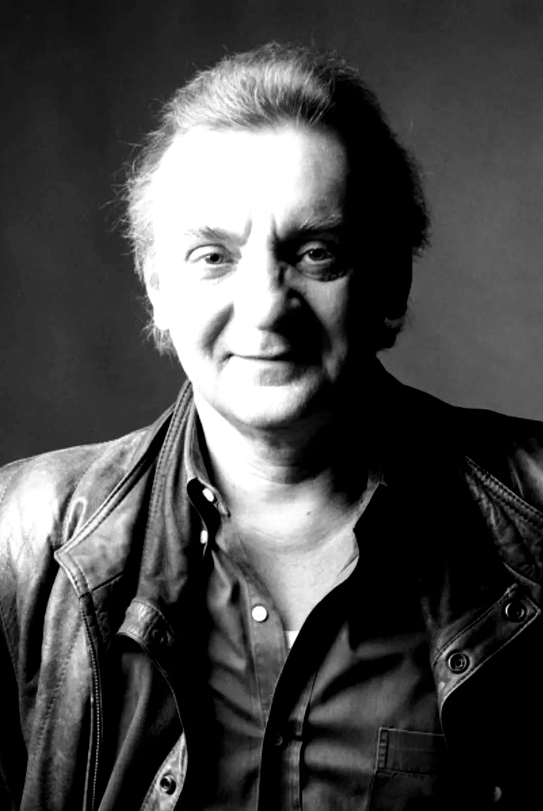  Raymond Avenière