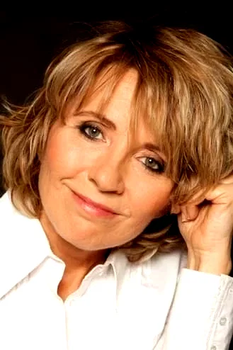  Danièle Lorain