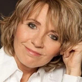  Danièle Lorain