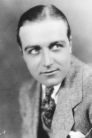  James Hall photo