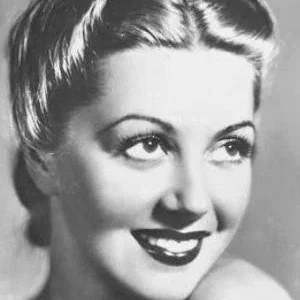  Nelly Corradi
