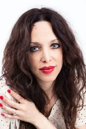  Nicole Arlyn photo