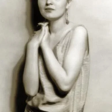  Zita Johann