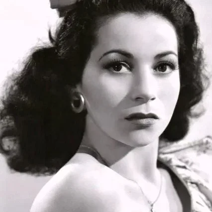 Diosa Costello