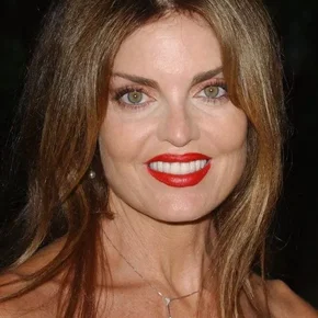 Photo star :  Tracy Scoggins
