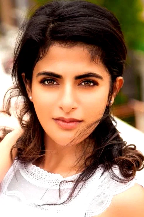  Iswarya Menon
