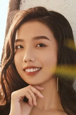  Qi Lü photo