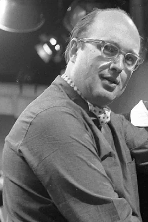  John Llewellyn Moxey photo