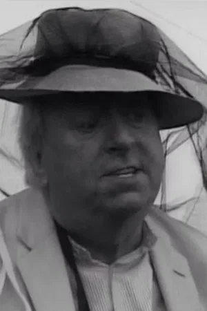  Hugh Lloyd photo
