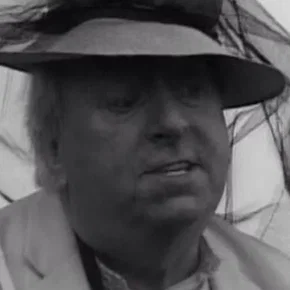 Photo star :  Hugh Lloyd