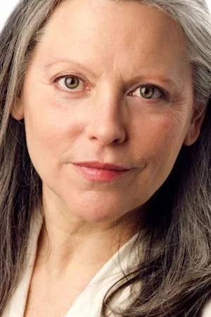  Lynne Adams