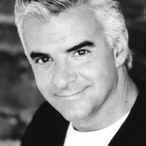 Photo star :  John O'Hurley