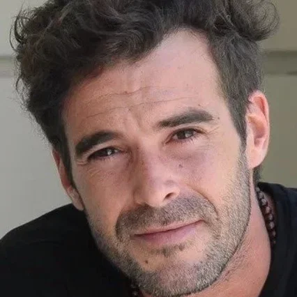  Nicolas Cabre