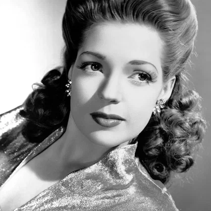  Anne Gwynne
