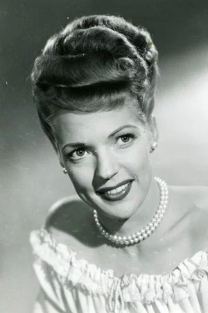  Anne Gwynne