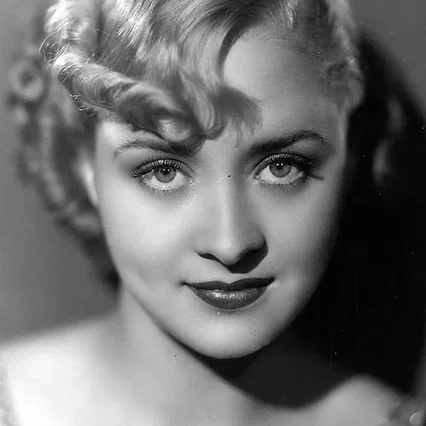  Marian Marsh