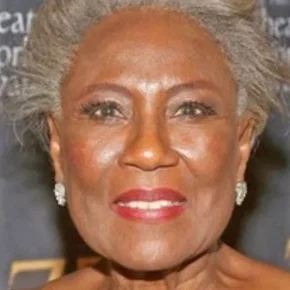 Photo star :  Ernestine Jackson