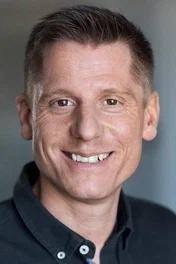 Robert  Hansen