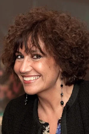 Beatriz Flores Silva photo
