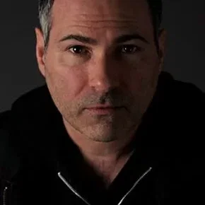 Photo star : Anthony Arkin
