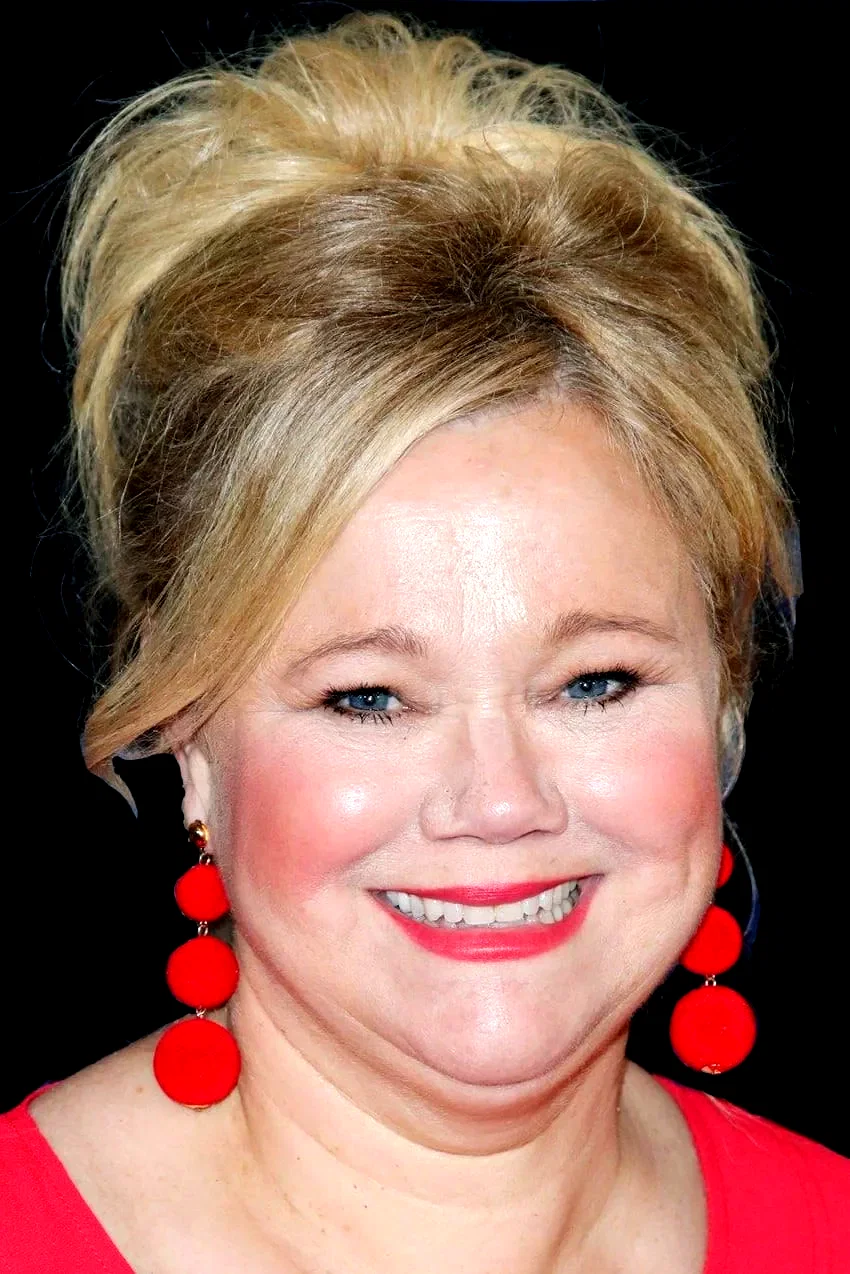  Caroline Rhea