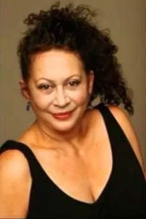 Lola Peno photo