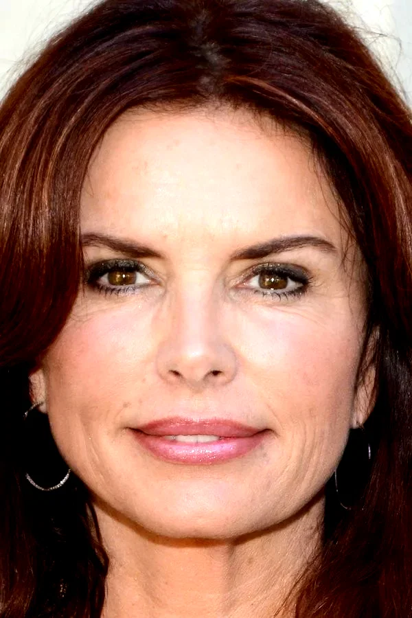  Roma Downey