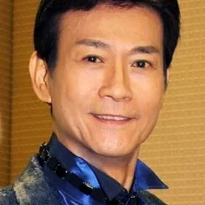 Photo star :  Adam Cheng Siu-Chow