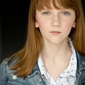 Photo star :  Carly Adams