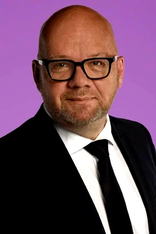  Lars Hjortshøj