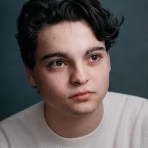 Photo star : Max Burkholder