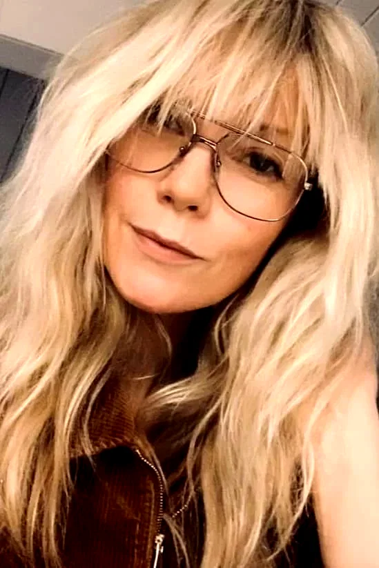 Laura Harris