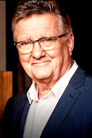 Graeme Blundell