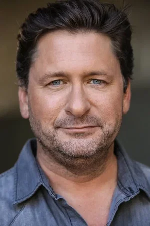  Peter Holden photo