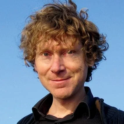  Clive Oppenheimer
