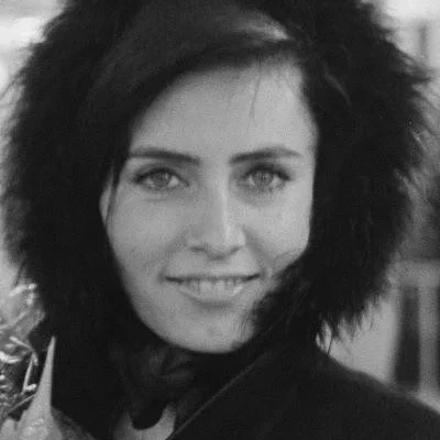  Janine Magnan