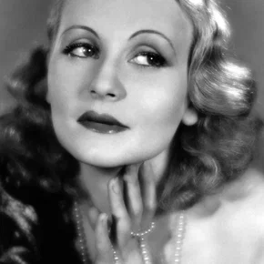 Photo star :  Geraldine Dvorak
