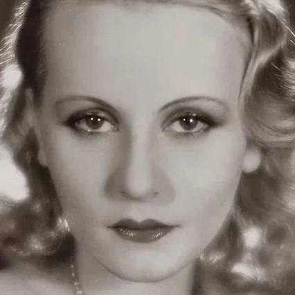  Geraldine Dvorak