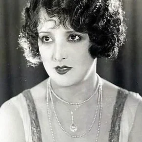 Photo star : Estelle Taylor
