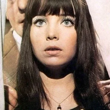  Barbara Capell