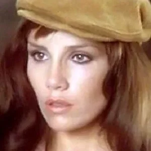  Pilar Alcon